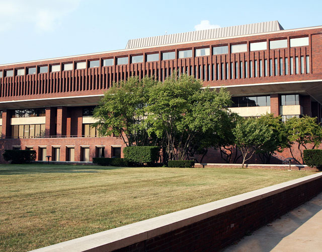 中博腾理工学院